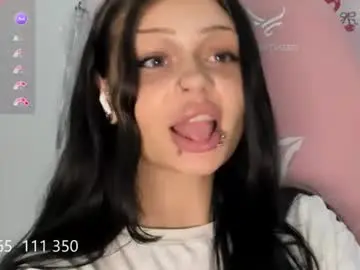 Chaturbate Adult Video Chat of melonipinkbb