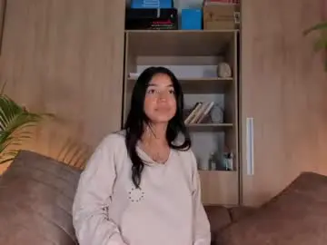 Chaturbate Live Sex Cam of mila_rose1