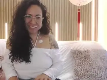 Chaturbate Nude Webcam of velvet_curly