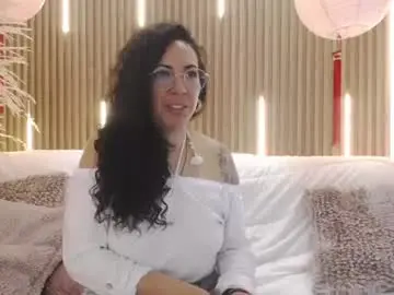Chaturbate Best live sex cam show of velvet_curly