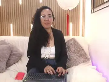Chaturbate Adult Video Chat of velvet_curly