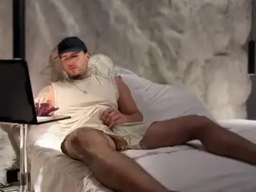 Chaturbate Sex Cam of yamp_bigcock