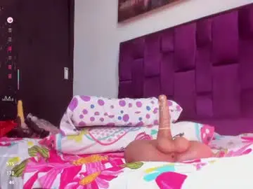 Chaturbate Sex Cam of alicia_whittee