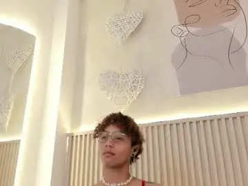 Chaturbate Best live sex cam show of daiana_curly