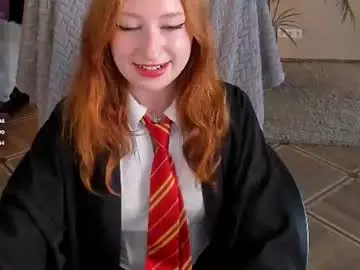 Chaturbate Live Sex Cam of violet_griffen