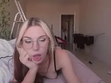 Chaturbate Live Sex Cam of _eva_pleasure_