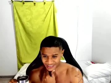 Chaturbate Free Porn Cam of corzoethan