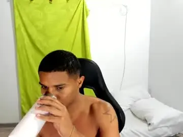 Chaturbate Adult Webcams of corzoethan