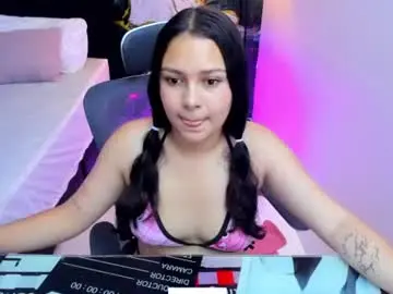 Chaturbate Free Porn Cam of littlee_noemi