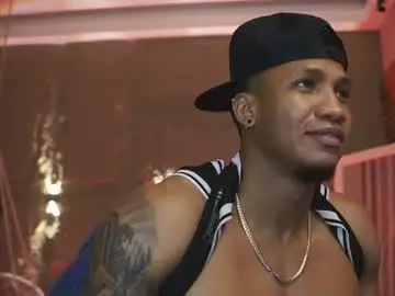 Chaturbate Sex Chat of logan_varela