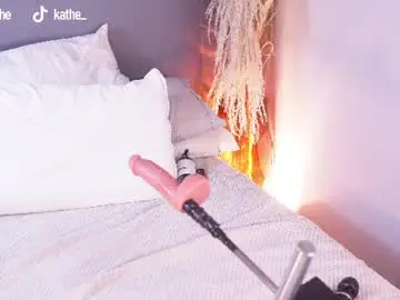 Chaturbate Live Sex Cam of i_am_lucy1