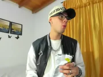 Chaturbate Live Sex of vlad__night