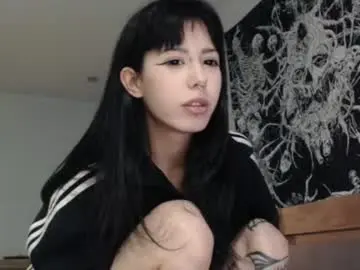 Chaturbate Live Sex of wavy_nights