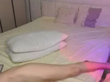 Chaturbate Free Live Porn of simonboy592