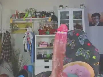 Chaturbate Nude Webcam of ur_olivia