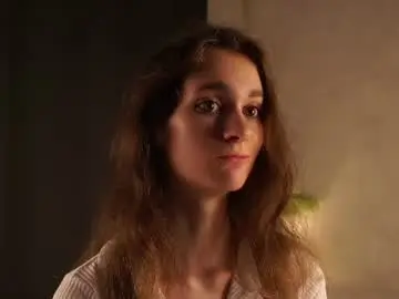 Chaturbate Live Sex Cam of corawinikoff