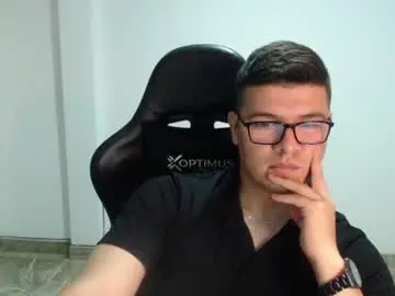 Chaturbate Free Porn Cam of david_smit_