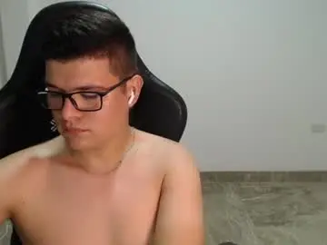 Chaturbate Best live sex cam show of david_smit_