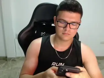 Chaturbate Free Live Porn of david_smit_