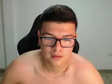 Chaturbate Live Porn of david_smit_