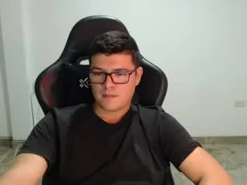 Chaturbate Sex Chat of david_smit_