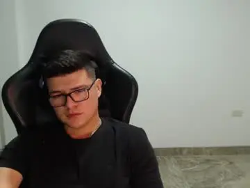 Chaturbate Free Porn Cam of david_smit_