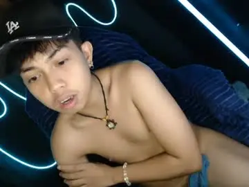 Chaturbate Watch Live Sex Cams of itsyourcummerboy_xx