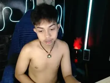 Chaturbate Watch Live Sex Cams of itsyourcummerboy_xx