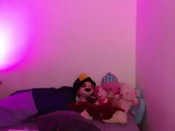 Chaturbate Live Sex Cam of lucyblood