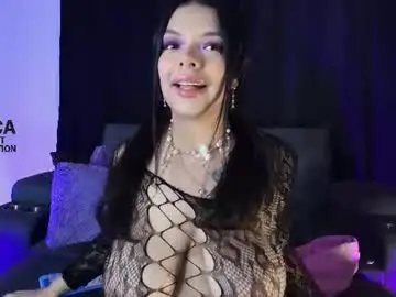 Chaturbate Sex Cam of yungelitamor_