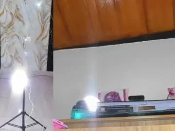 Chaturbate Live Porn of aisha_funny