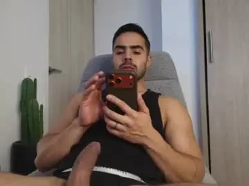 Chaturbate Adult Video Chat of andrew_west_