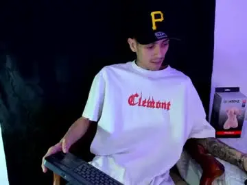 Chaturbate Watch Live Sex Cams of derrymeyerss_1