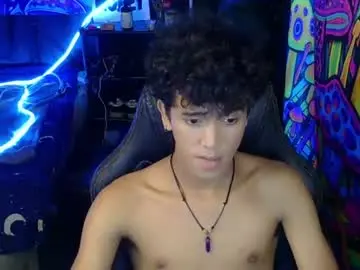 Chaturbate Best live sex cam show of ken_bigcockxx