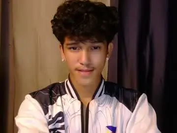 Chaturbate Best live sex cam show of ken_bigcockxx