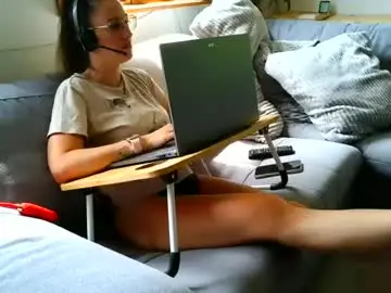 Chaturbate Watch Live Sex Cams of emyxxl
