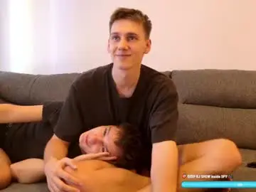 Chaturbate Live Sex Cam of howardkottam