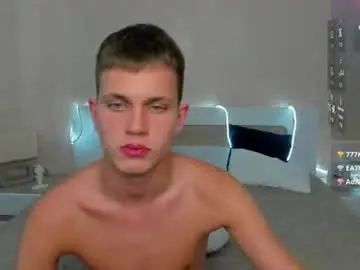 Chaturbate Adult Video Chat of m0neyken_