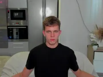 Chaturbate Free Live Porn of m0neyken_