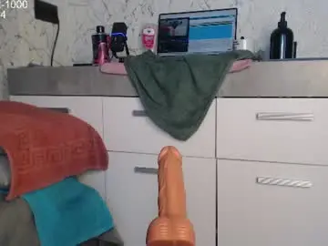 Chaturbate Live Sex Cam of simplegirl1996