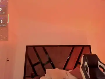 Chaturbate Live Sex of allicemackenzie_