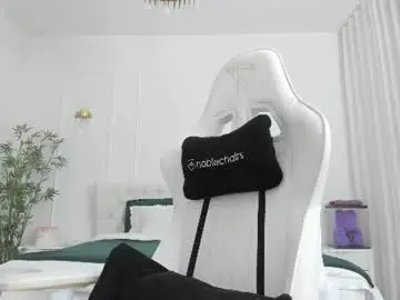 Chaturbate Free Live Porn of christine0990__
