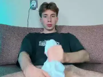 Chaturbate Live Porn of cute_brian