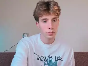 Chaturbate Live Porn of cute_brian