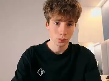 Chaturbate Best live sex cam show of cute_brian