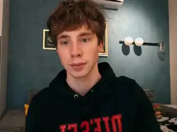 Chaturbate Nude Webcam of cute_brian