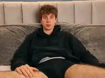 Chaturbate Nude Webcam of cute_brian