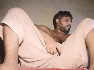 Chaturbate Sex Chat of hairybouy264541