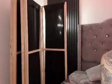 Chaturbate Live Sex Cam of scarbadgirl_