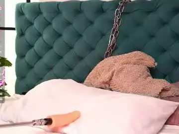 Chaturbate Live Sex of shiny_lily
